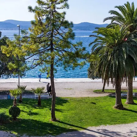 Cvijeta -zadar Old Town - With Seaview شقة زادار